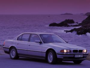 BMW 7-Series 1994 года
